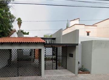 Casa de 4 habitaciones, Querétaro · Venta de Casa en Jurica Santiago de Queretaro Queretaro