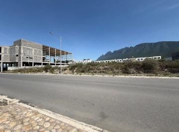 d2ba7abc65c95946411bc152c2fbdbeae3c74ab3adb0304777bf81301894ac0b · Terreno Comercial en Renta, Dominio Cumbres, Zona Poniente