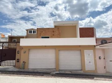 Casa de 3 habitaciones, Querétaro · Casa Nairobi - Milenio Queretaro