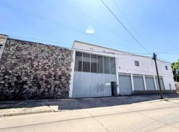 Bodega comercial de 1 habitación, Guadalajara · Bodega en Renta a Una Cuadra de Calzada del Ejercito