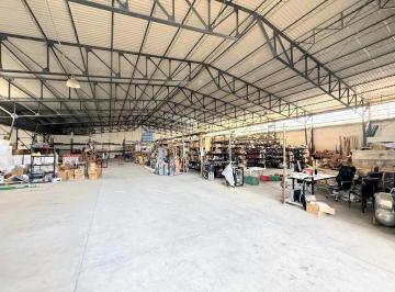 Bodega comercial de 1 habitación, Guadalajara · Bodega en Renta a Una Cuadra de Calzada del Ejercito