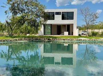 Casa en condominio de 4 habitaciones, Mérida · Casa Frente Al Lago en Altozano Mérida