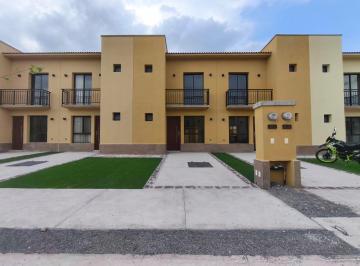 Casa · 90m² · 2 Recámaras · 2 Estacionamientos · Casa en Sur de Los López