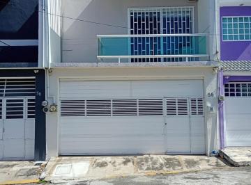 Casa · 149m² · 2 Recámaras · 2 Estacionamientos · Casa en Lomas del Mar