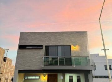 Casa de 3 habitaciones, Zapopan · Casa Venta Solares Soare 3 Altanza