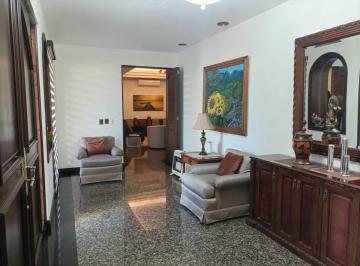 1 · Casas en Venta en Bosques del Valle