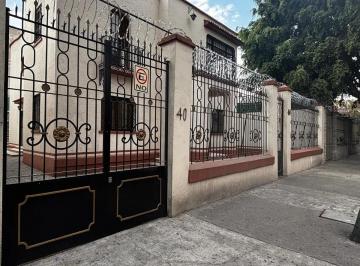 1 · Majestuosa Casa en Venta
