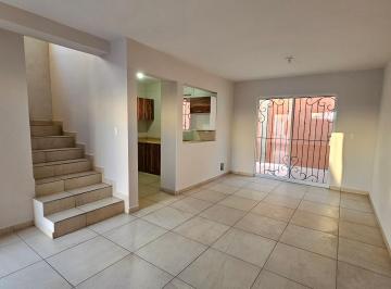Casa de 3 habitaciones, Ramos Arizpe · Casa con 3 Recámaras en Renta en Ramos Arizpe, 120 m² Superficie de Terreno