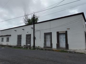 Casa · 340m² · 8 Recámaras · 4 Estacionamientos · Casa en Venta, Lampazos, Nuevo León.