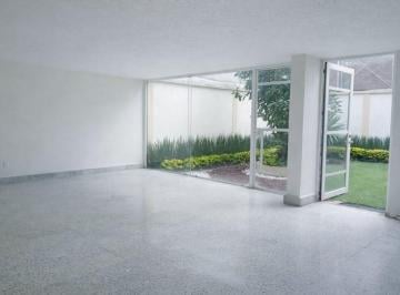 Casa de 4 habitaciones, Azcapotzalco · Perfecta Casa en Clavería: Amplia, Impecable y con Enorme Jardín