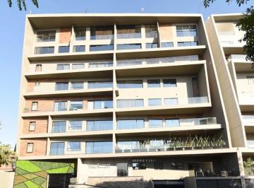 1 · En Venta Moderno Departamento con Alberca en Villas de Irapuato