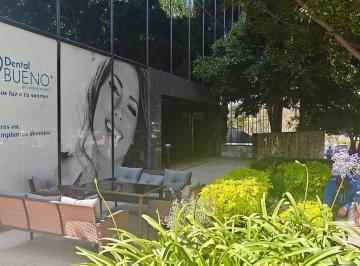 57f839d0bf1ba81bc35eb471b118b55f683d4c994a90bf36fbcb5070fb2bf0a6 · Local Comercial a Pie de Calle con Acceso Independiente en Bosque de Ciruelos, B