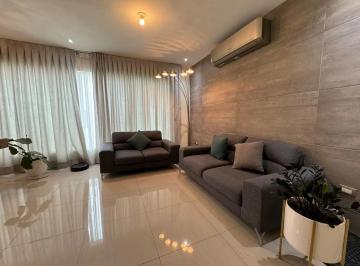 1 · Casas en Venta en Cumbres Allegro