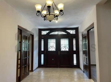1 · Casas en Venta en La Cima