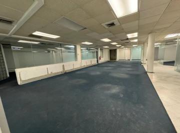 1 · Oficinas en Venta en Residencial Santa Bárbara en Zona Valle Oriente a un Lado del Túnel de La Loma