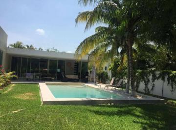 Casa en condominio de 3 habitaciones, Mérida · Residencia 3 Habs con Paneles en Privada Junto Al Club de Golf La Ceiba