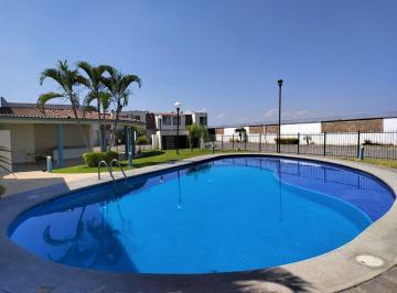 Casa de 2 habitaciones, Xochitepec · Casa en Venta Real Santa Fe con Alberca y Vigilancia