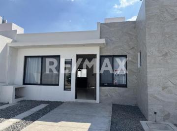 Casa · 84m² · 2 Recámaras · 2 Estacionamientos · Casa en Renta Una Planta en San Isidro Juriquilla - (4)