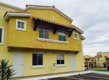 N/A · Casas en Venta en Querétaro con 3 Recámaras Cercanas Al Parque Ind Bernardo Quintana