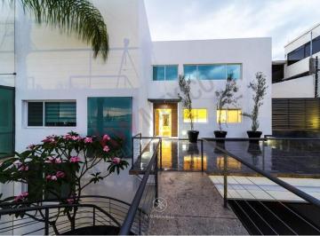N/A · Casa en Venta en Querétaro Loma Dorada con La Mejor Vista Panorámica a La Ciudad
