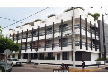 N/A · Edificio en Calle Rooselvelt y Belisario Dominguez en Venta, Remodelado