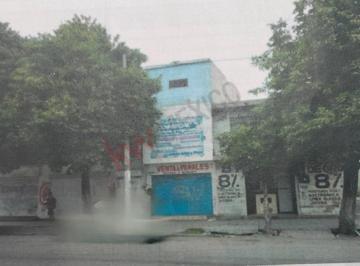 N/A · En Venta Local Comercial Sobre Blvd. Revolucion, Primera de Cobian en Torreón Coahuila