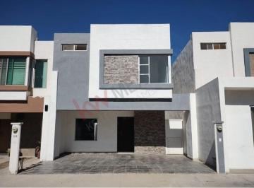 N/A · Casa en Venta Villas de Renacimiento