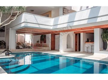 N/A · Casa en Venta en Villas del Campestre con Acabados de Lujo y Alberca Privada.