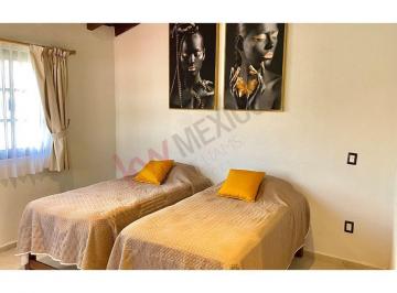 N/A · Cabaña en Venta en La Yerbabuena. Lugar Único Para Descansar!