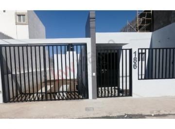 N/A · Bonita Casa en Calle 28 # 186 Privada Las Torres de Una Sola Planta en Saltillo, Coahuila