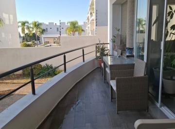 Departamento · 140m² · 2 Recámaras · 2 Estacionamientos · Hermoso Departamento en Juriquilla
