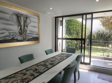 Casa · 300m² · 3 Recámaras · 3 Estacionamientos · Hermosa y Ubicada Casa Remodelada en Santa Mónica