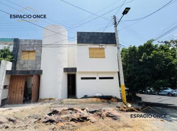 Casa · 220m² · 3 Recámaras · Casa en Jiquilpan