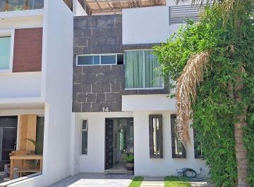 Casa · 166m² · 3 Recámaras · 2 Estacionamientos · Casa en Renta en Cuautlancingo
