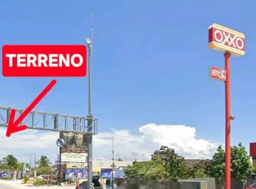 1 · Venta de Terreno Sobre Carretera - Av Principal en El Puerto de Chicxulub a Pocos m Oxxo