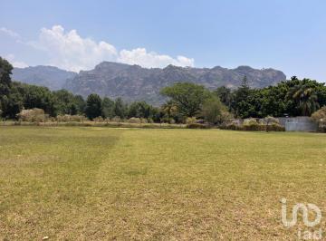 Terreno / Lote · 7000m² · Terreno Premium en Venta en Tepoztlán con Vistas Panorámicas.