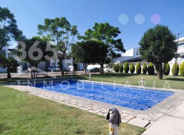 Departamento de 3 habitaciones, Corregidora · Departamento en Venta Planta Baja, con Amplio Jardín, atrás de La Piramide del Pueblito