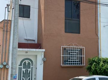 Casa de 3 habitaciones, Venustiano Carranza · Casa en Renta – Colonia Moctezuma 1ª Sección, Cdmx