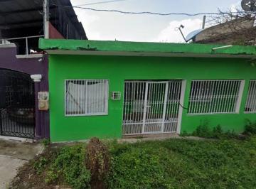 Casa de 3 habitaciones, Centro · Casa en Venta
