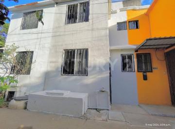 Casa · 37m² · 1 Recámara · Casa en Venta en Villas del Caribe a 100 m de Av Nichupté. Cancun