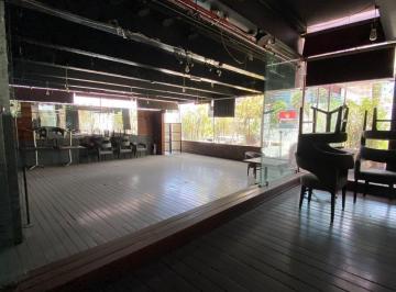Local comercial · 505m² · 4 Recámaras · 17 Estacionamientos · Local en Renta Santa Fe