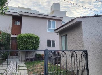 Casa · 131m² · 2 Recámaras · 2 Estacionamientos · Casa en Renta en Los Arcos