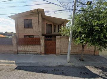 Casa de 5 habitaciones, Saltillo · Casa en Venta en Colonia América Saltillo Coahuila Cerca de Jardines del Santo Cristo