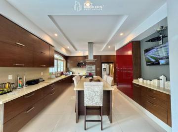 Casa de 4 habitaciones, Tlajomulco de Zúñiga · Casa en Venta - El Palomar II Sección, Tlajomulco de Zúñiga.