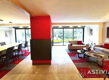 42140beb9dfefd3a309d191eafa45ca0d2ccf90e9d2dbeda29d1e43d787e601f · Casa en Venta en Lomas del Sol – Moderna, Renovada y con Excelente Distribución