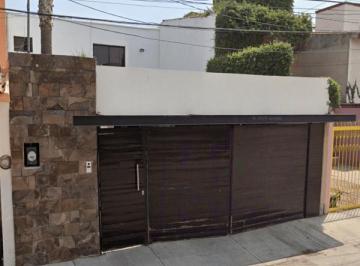 Casa de 4 habitaciones, Corregidora · Venta de Casa en La Colonia Tejeda en El Pueblito Queretaro