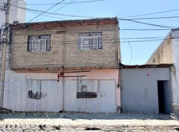 Casa uso de suelo de 6 habitaciones, Zapopan · Casa en Venta con Opcion a Bodega