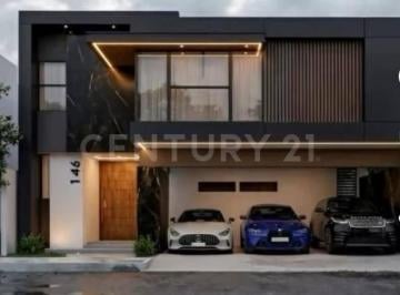 Casa · 753m² · 4 Recámaras · 3 Estacionamientos · Casa en Venta Los Milagros Valle Alto