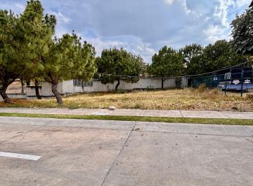 Terreno / Lote , Zapopan · Terreno en Venta en La Cima de Zapopan Dentro de Coto