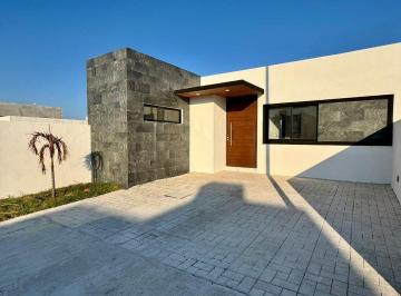 67e6f3487e004fa7465aac4906e274d4ceae41abbde27c83a5a256b4127b76bc · Casa en Venta en Veracruz Fracc. Lomas de La Rioja